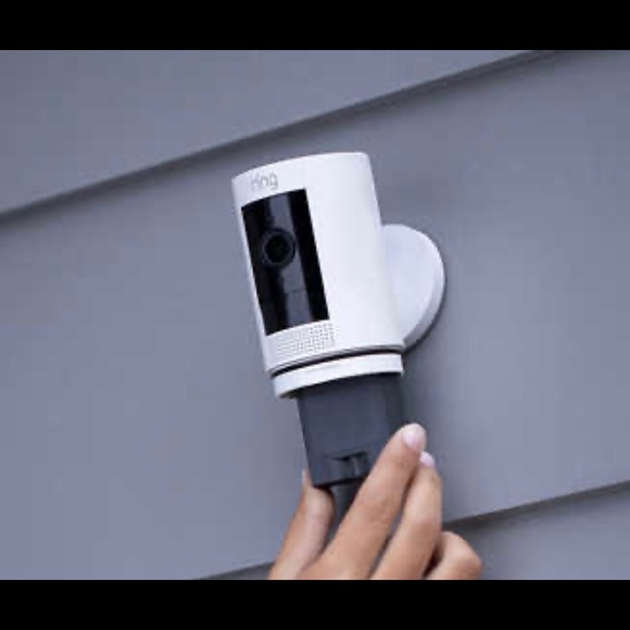 Ring Stick Up Cam Battery (3rd gen) + Mounts - White - 3 pack - Picture 2 of 6